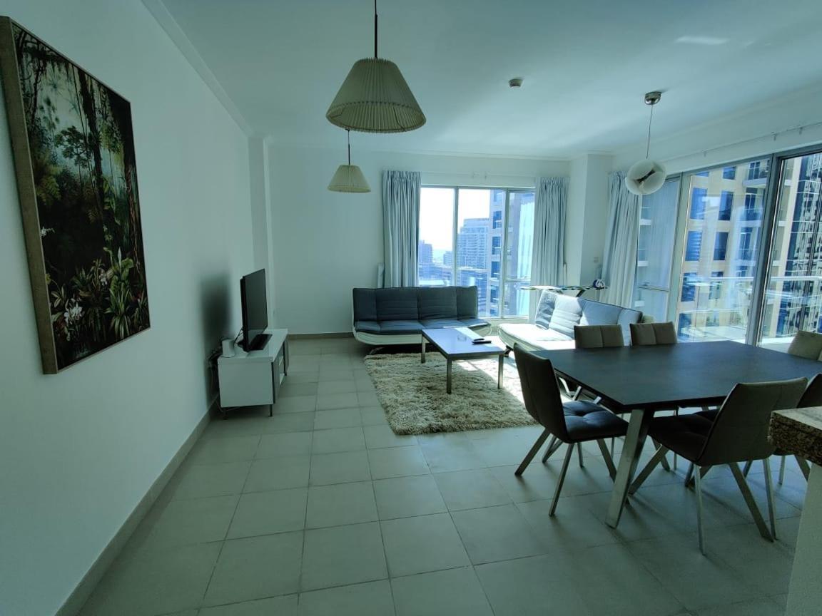 Holiday Homes Dubai Ngoại thất bức ảnh